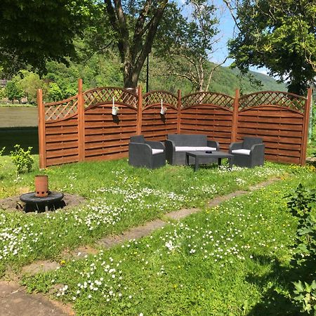 Ferienwohnung Dunja Bullay Bagian luar foto