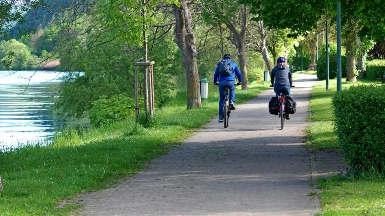 Ferienwohnung Dunja Bullay Bagian luar foto